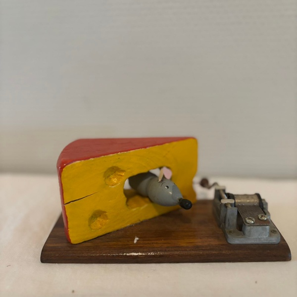 Souris dans le fromage