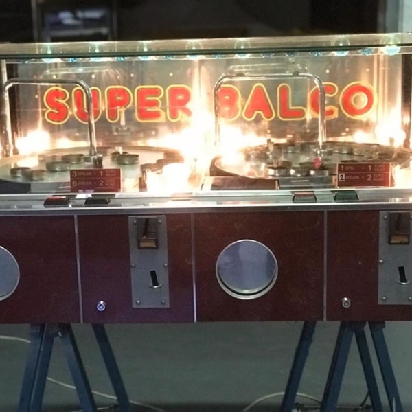 Machine pousse pi&egrave;ce Super Balco
