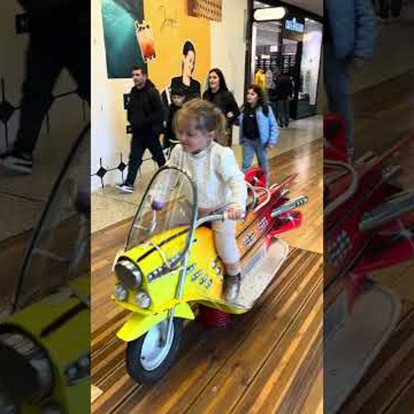 Scooter Autop&egrave;de Jaune (vid&eacute;o)